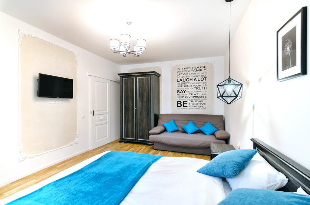 Stylish Apartment. Heart Of The City Lviv Bagian luar foto