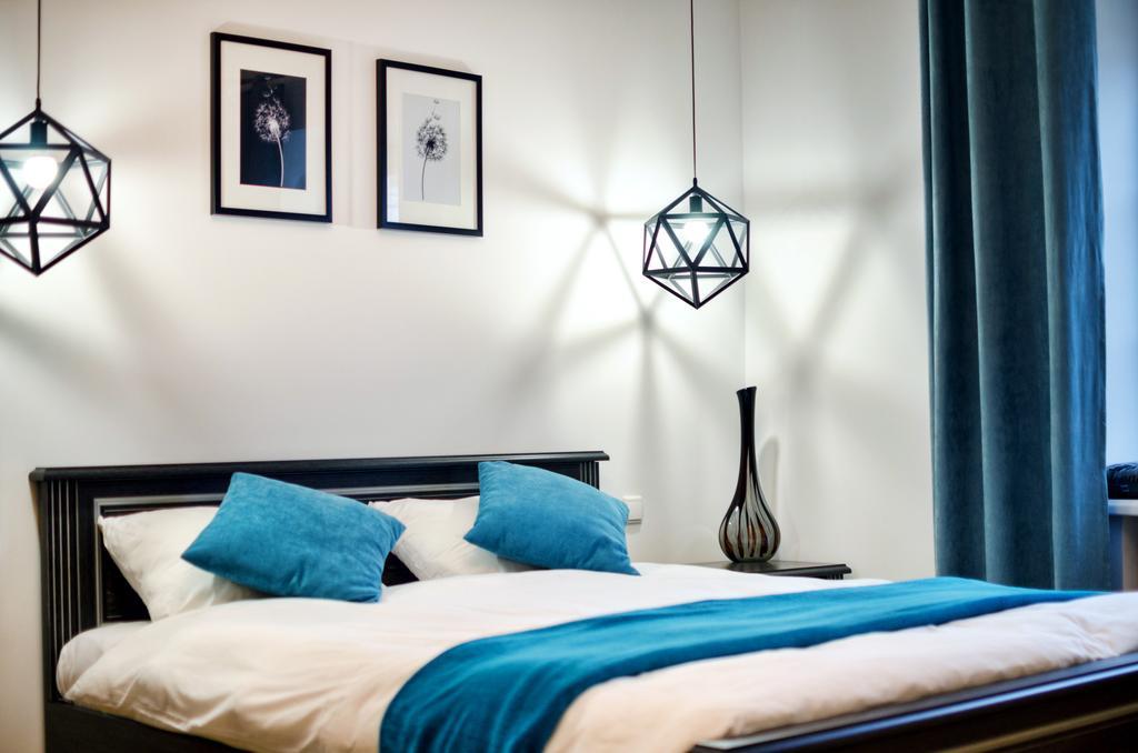 Stylish Apartment. Heart Of The City Lviv Bagian luar foto