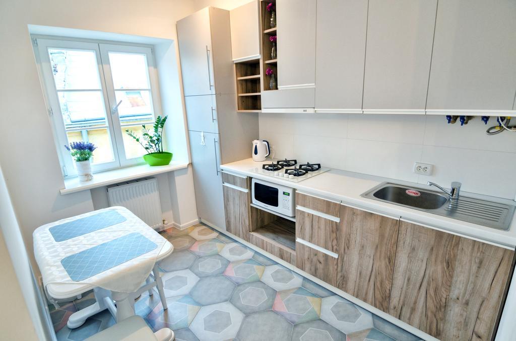 Stylish Apartment. Heart Of The City Lviv Bagian luar foto