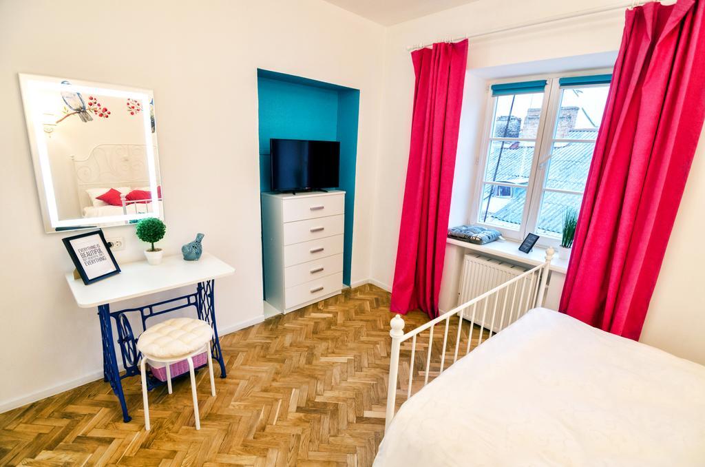 Stylish Apartment. Heart Of The City Lviv Bagian luar foto